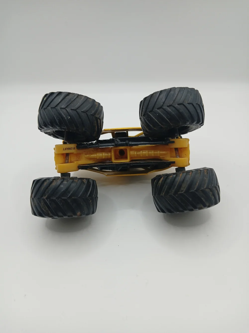 Monster Jam Spin Master BRODOZER Truck 1:64 GOLD Trim Black Rims EUC